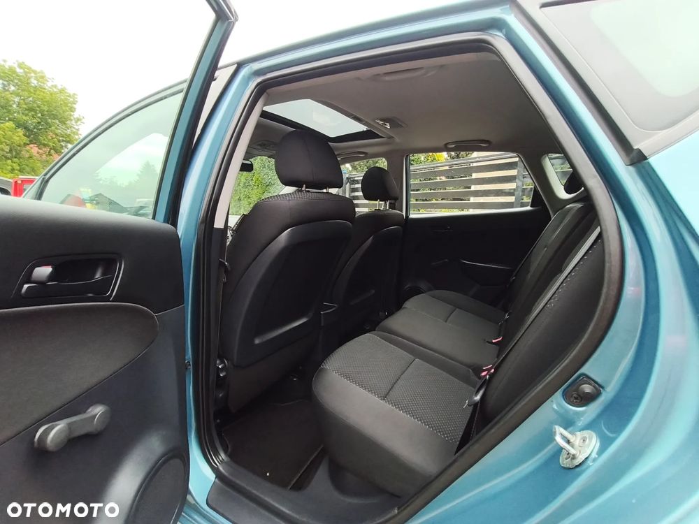 Hyundai i30 1.4 Edition Plus - 30