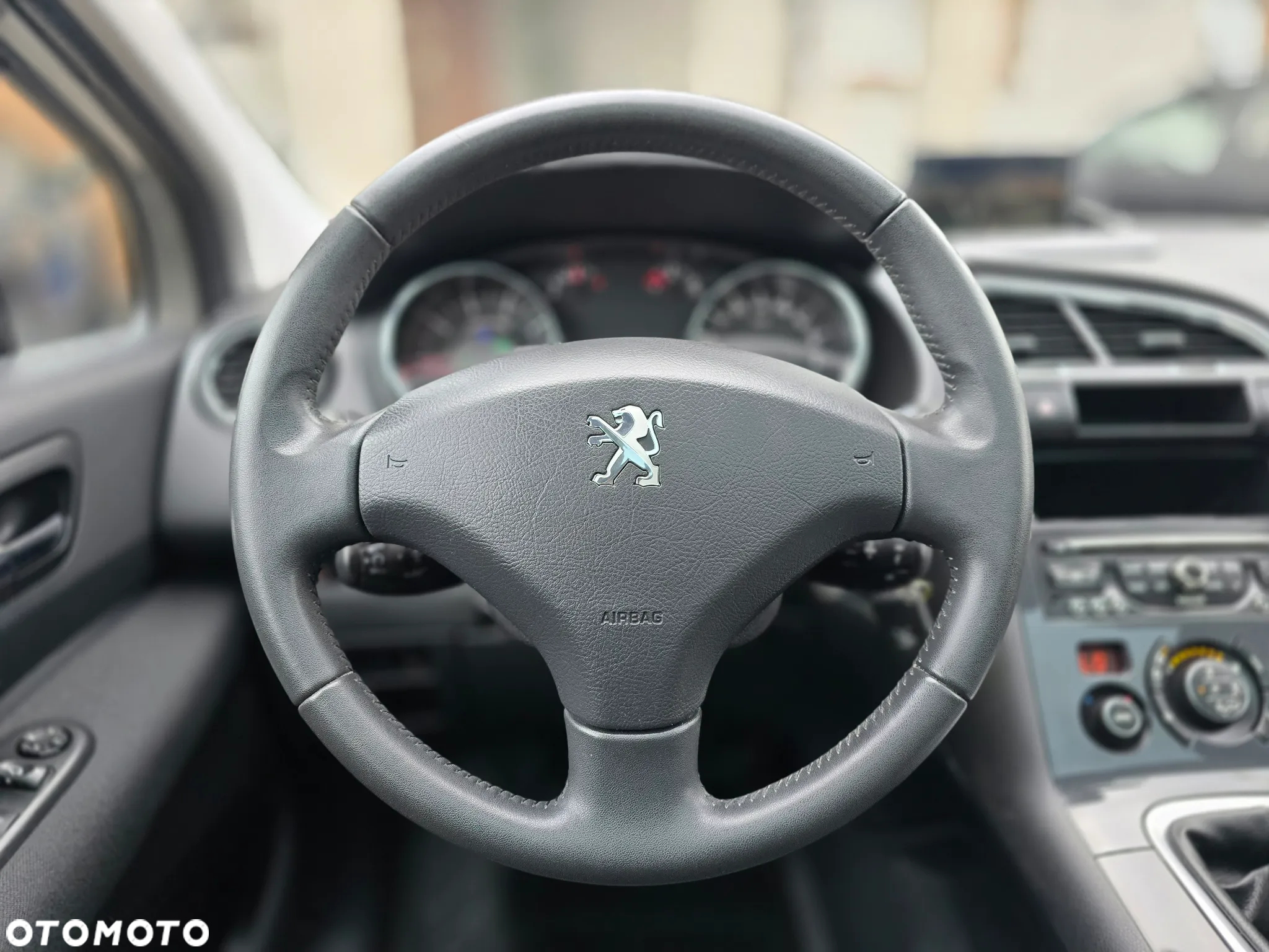 Peugeot 3008 - 23