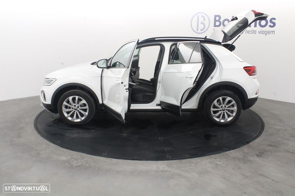 VW T-Roc 1.5 TSI Life DSG - 12