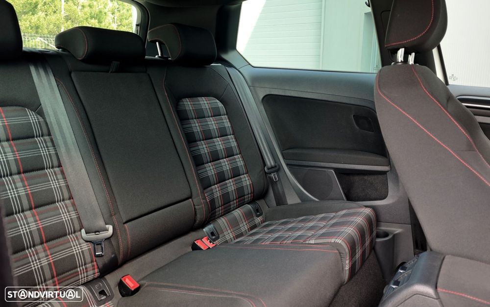 VW Golf 2.0 TSi GTi Performance - 18