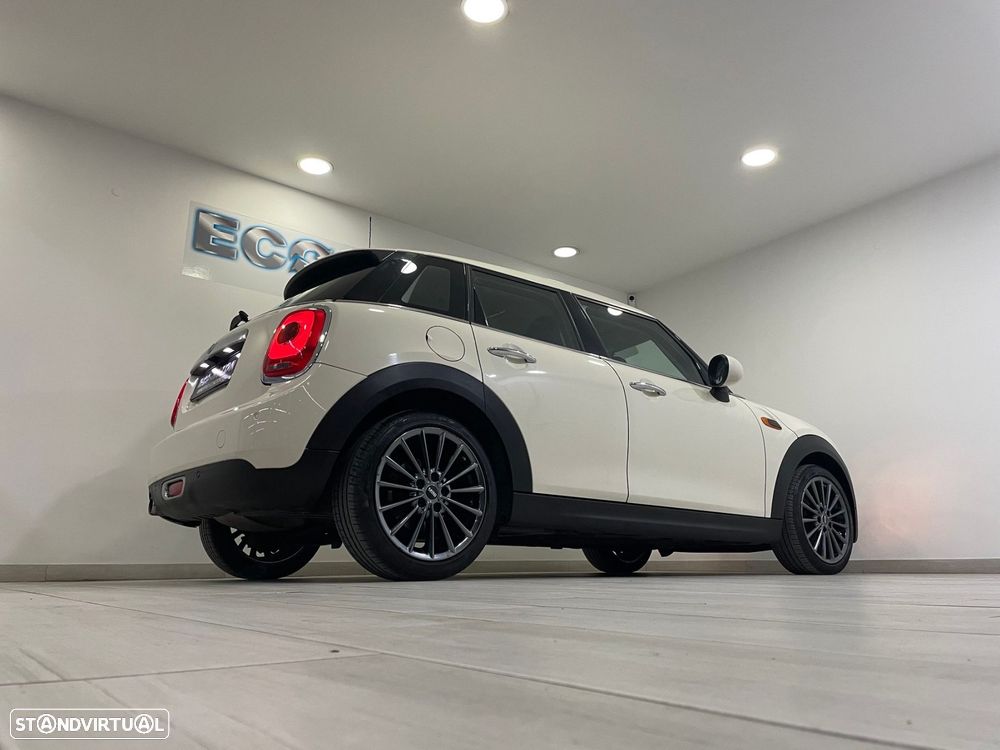 MINI 5 Portas One D - 16