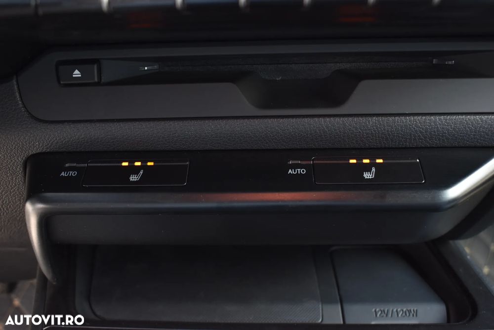 Lexus UX 250h E-FOUR Executive - 16