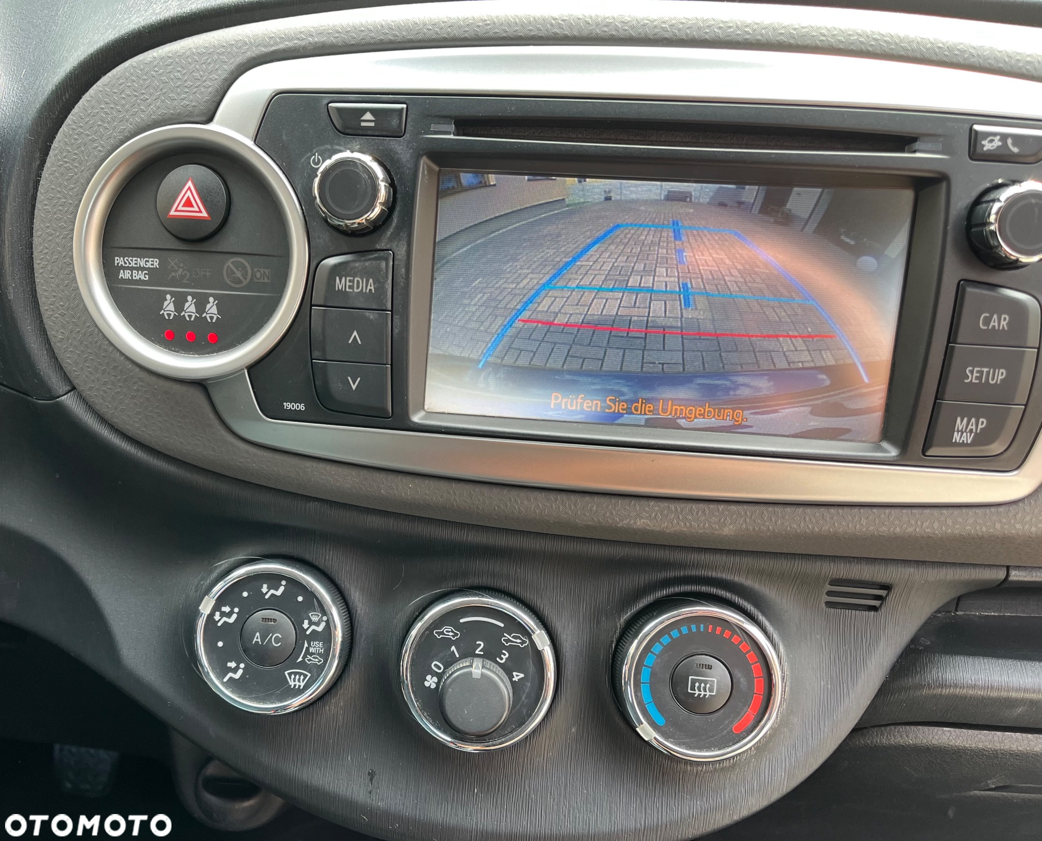 Toyota Yaris 1.0 Life - 11