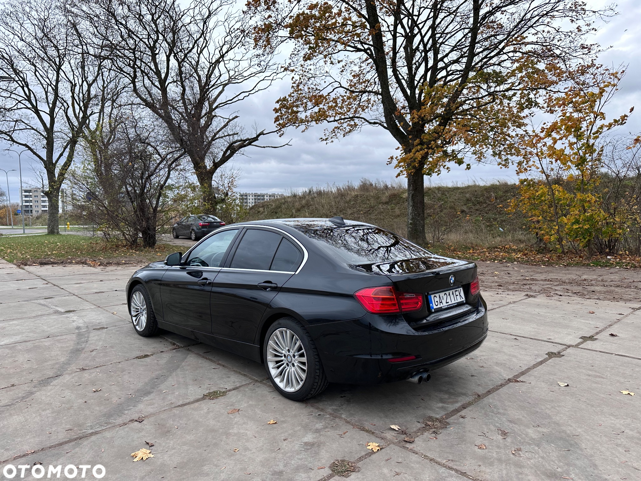 BMW Seria 3 328i - 5