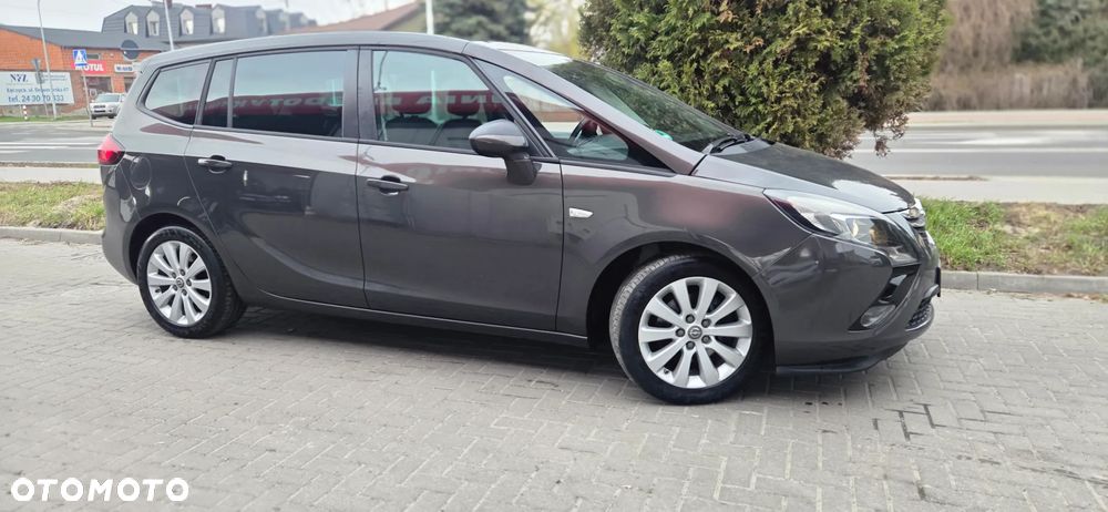 Opel Zafira Tourer 1.4 Turbo ecoFLEX Start/Stop Business Edition - 19