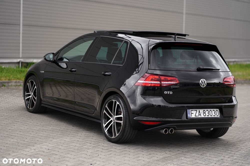 Volkswagen Golf 2.0 TDI BMT GTD DSG - 11