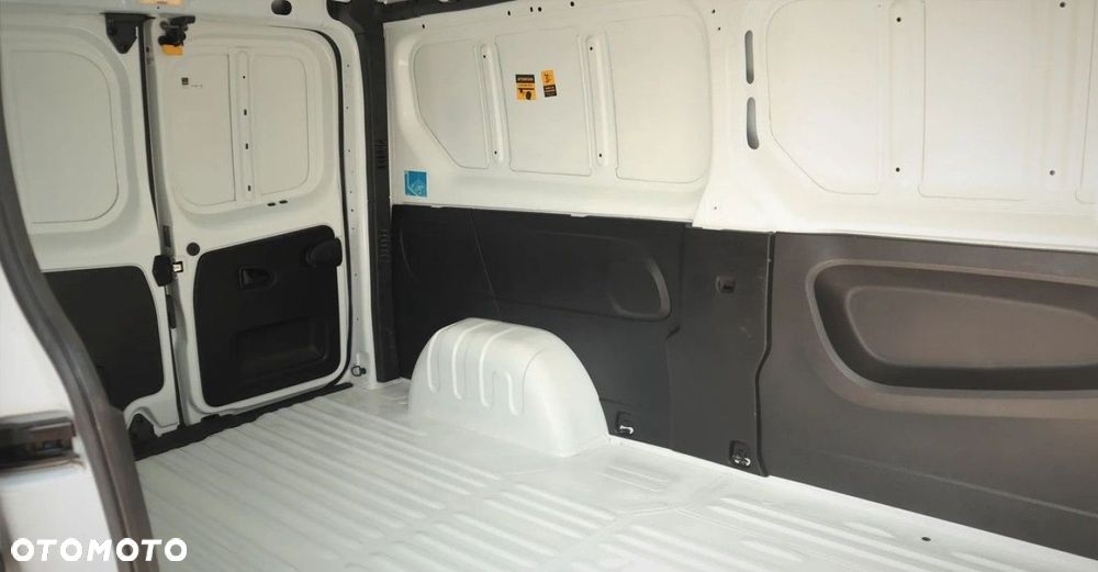 Nissan Primastar - 19