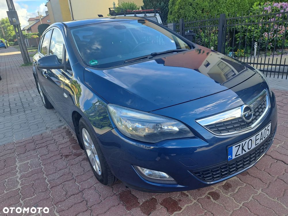 Opel Astra 1.6 T Enjoy - 2
