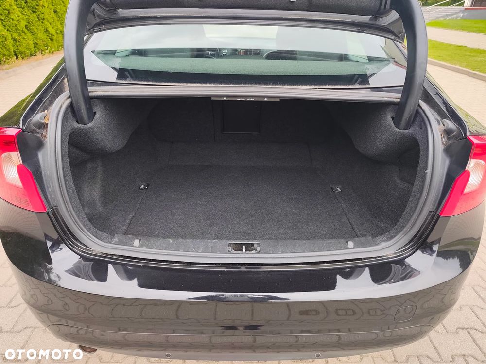 Volvo S60 D3 Summum - 27