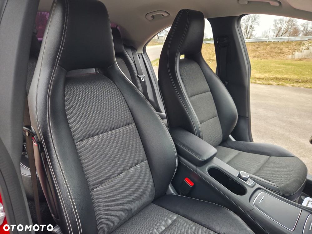 Mercedes-Benz CLA 200 d 7G-DCT Peak Edition - 18