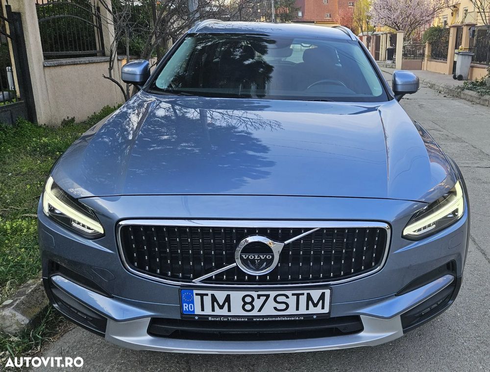Volvo V90 D4 - 4