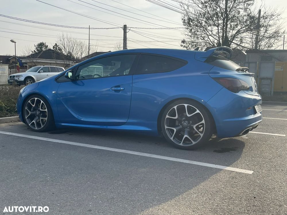 Opel Astra GTC 2.0 Turbo Ecotec Start/Stop OPC - 15