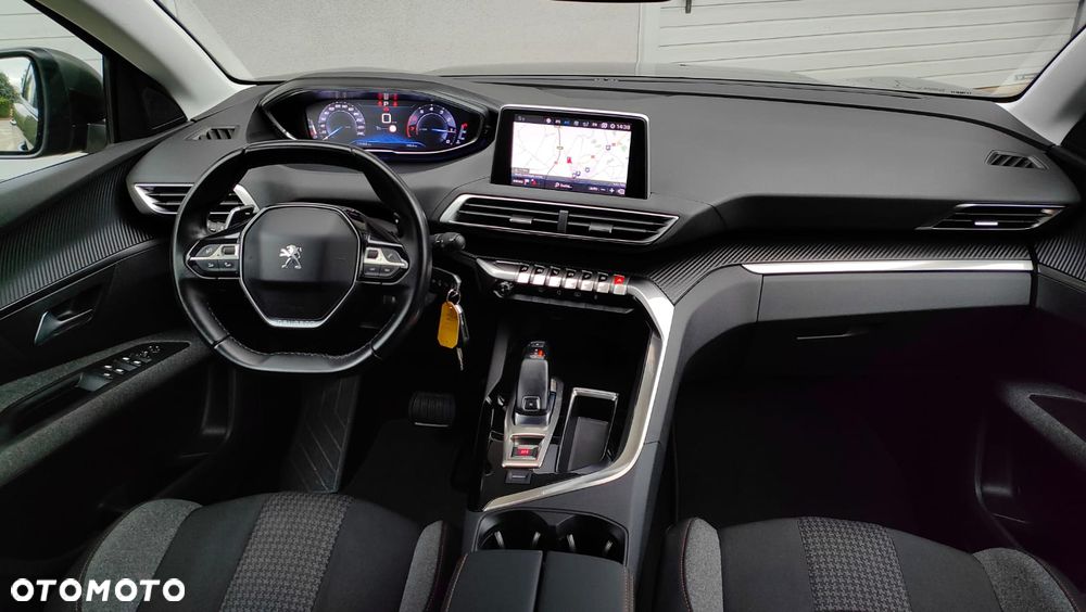 Peugeot 5008 - 10