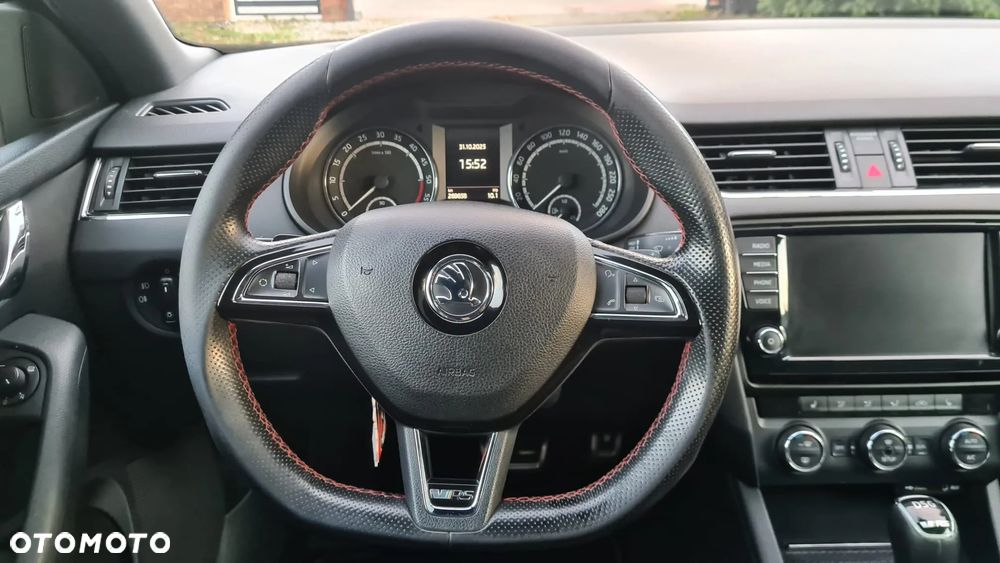 Skoda Octavia 2.0 TDI RS DSG - 16