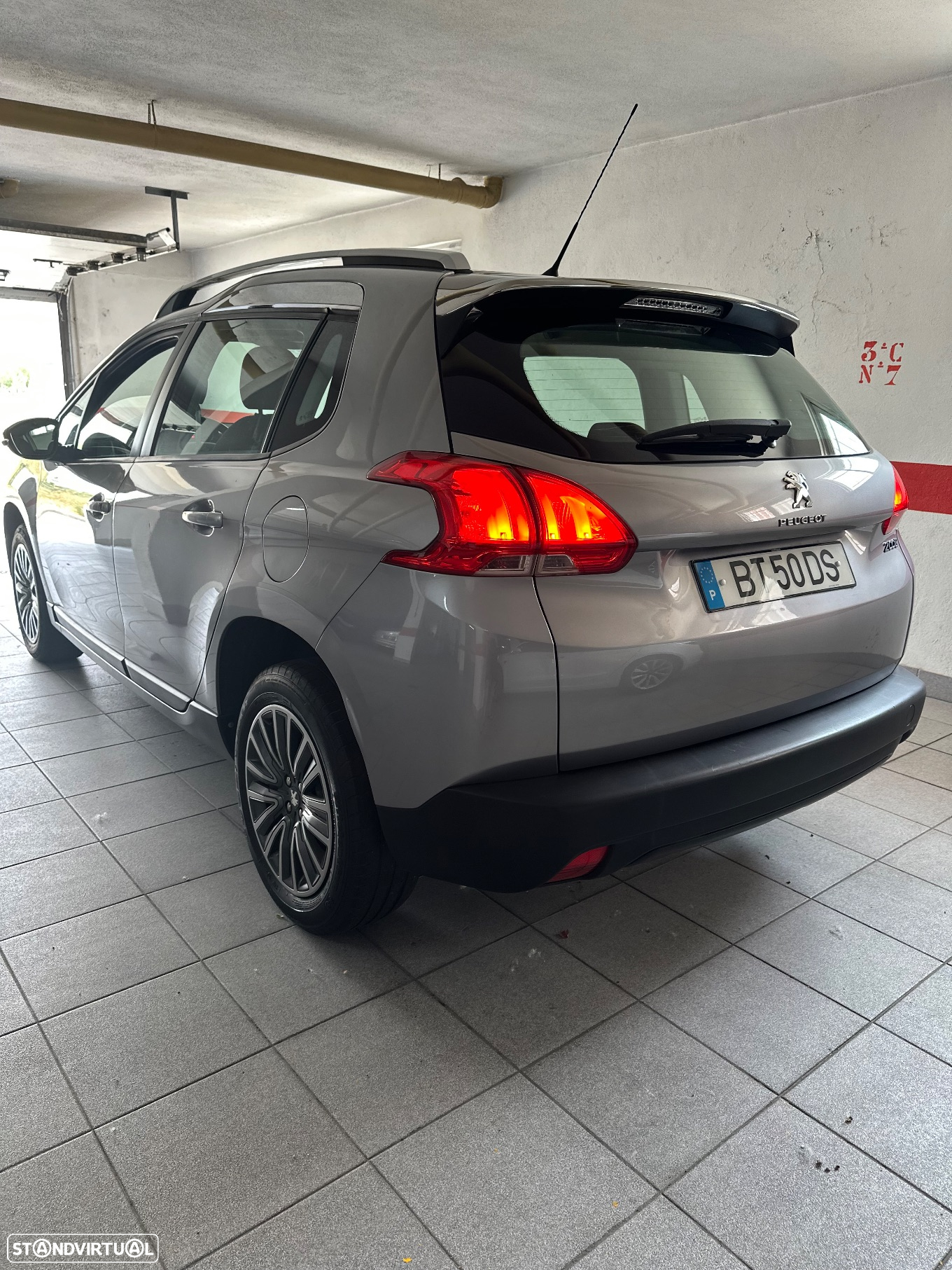Peugeot 2008 1.2 VTi Active - 4
