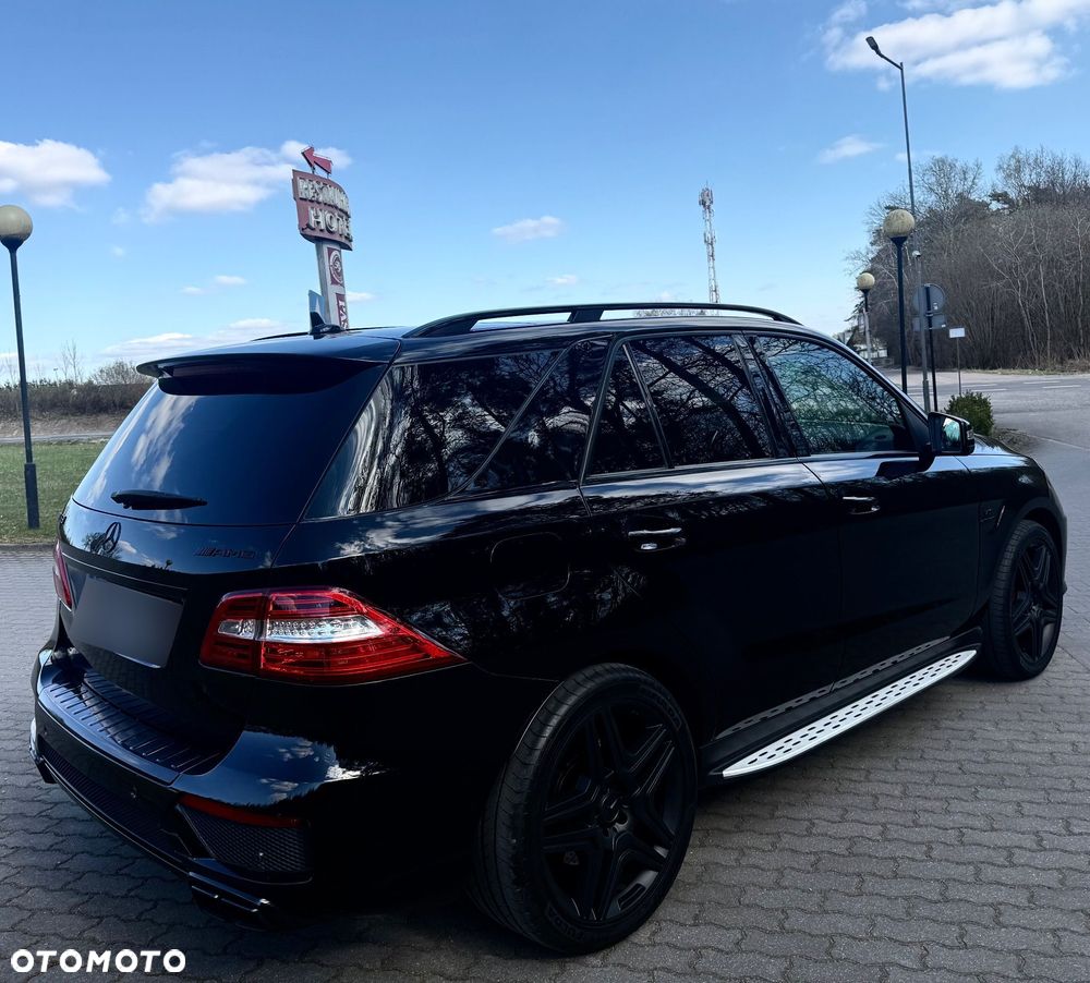 Mercedes-Benz ML - 7