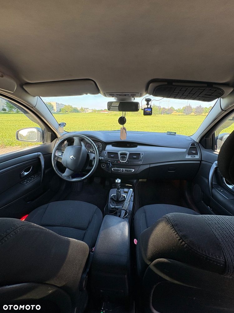 Renault Laguna 2.0 DCi Authentique - 6