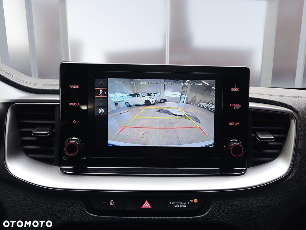 Kia Ceed 1.5 T-GDI M - 17