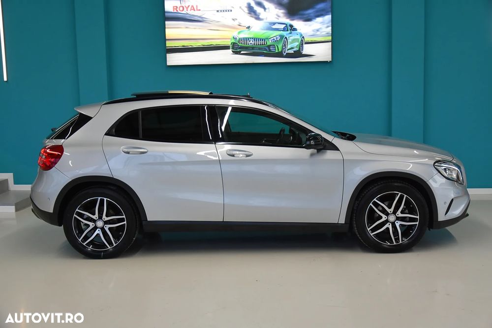 Mercedes-Benz GLA 200 AMG Line - 5