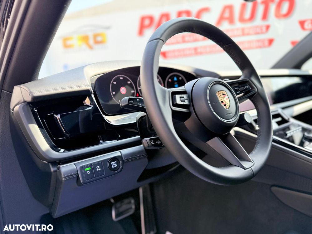 Porsche Panamera - 23