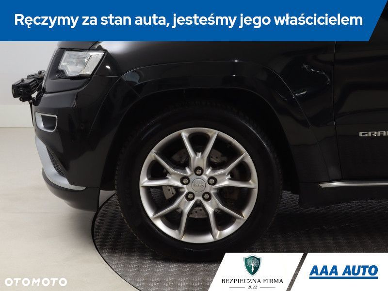 Jeep Grand Cherokee - 17