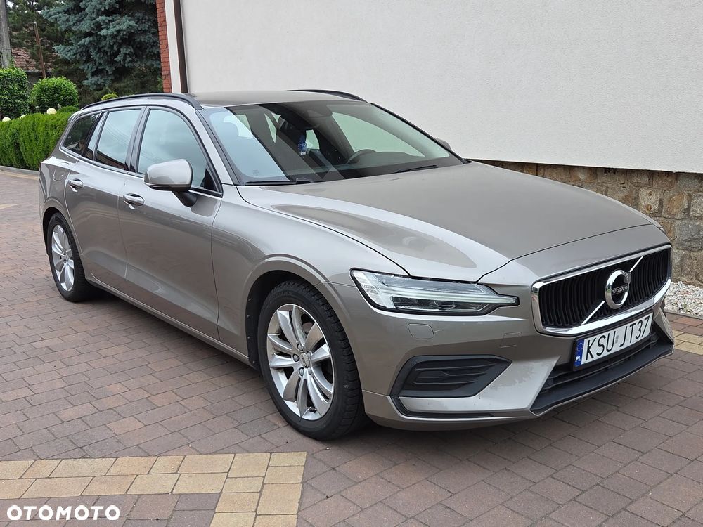 Volvo V60 D4 Geartronic Momentum - 1