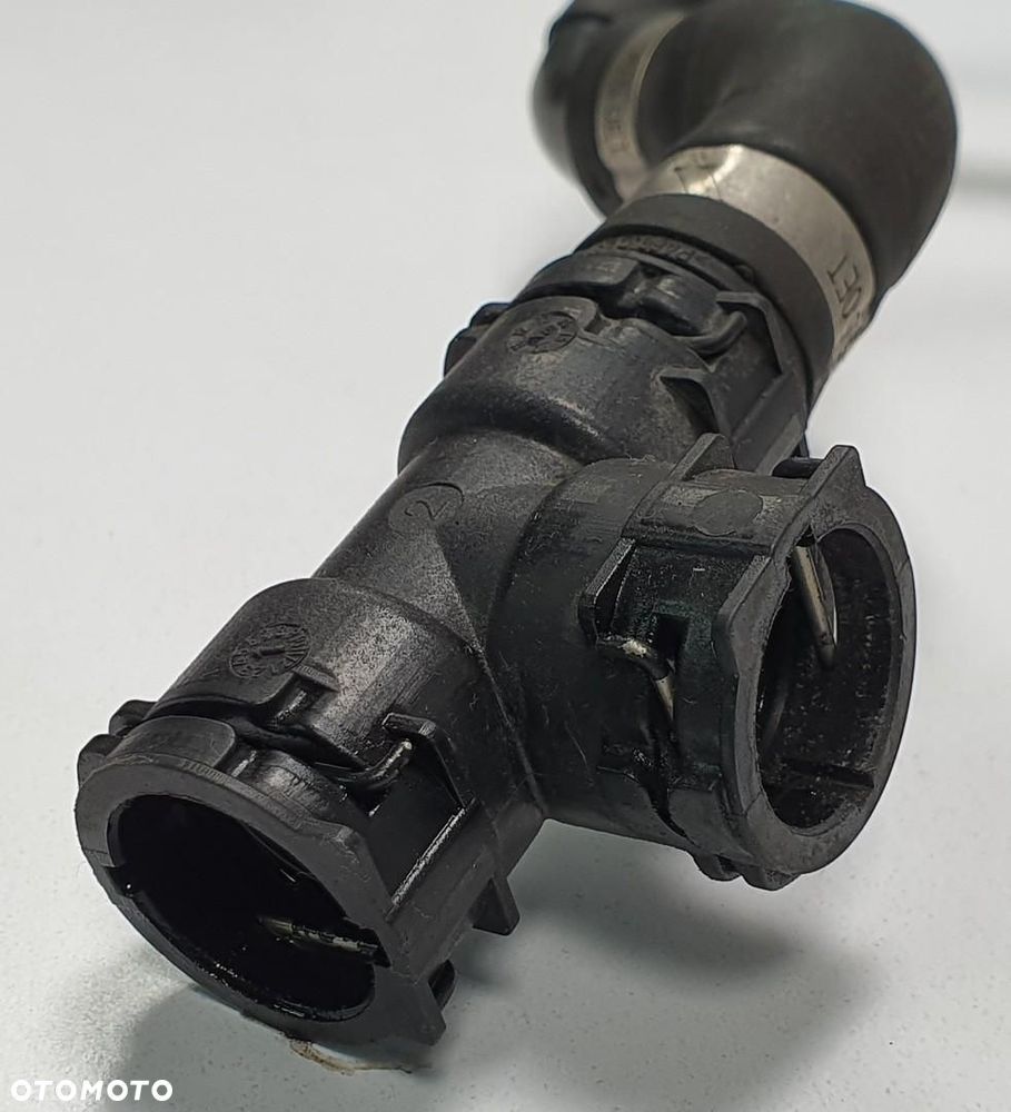 WĄŻ RURKA PRZEWÓD WODY MERCEDES W207 2.2 CDI A2125010024 - 2