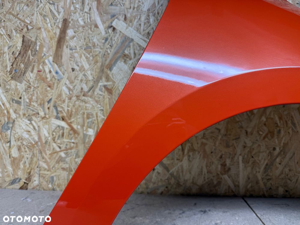 BŁOTNIK PRZÓD PRAWY PRZEDNI PRAWY OPEL CORSA F POMARAŃCZOWY - 25