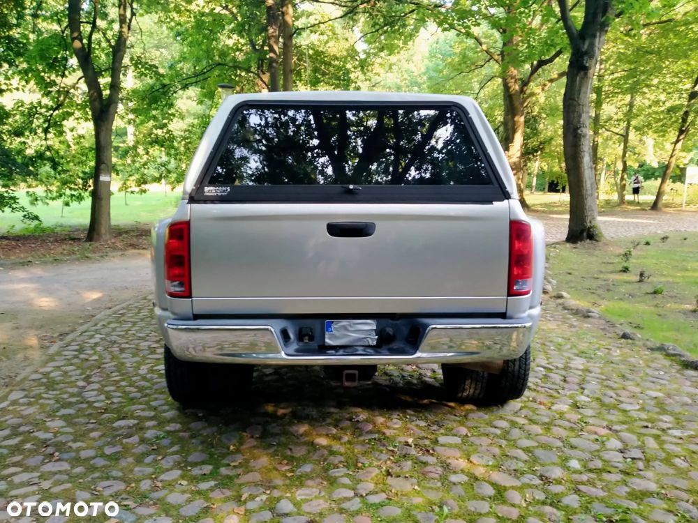 Dodge RAM - 4