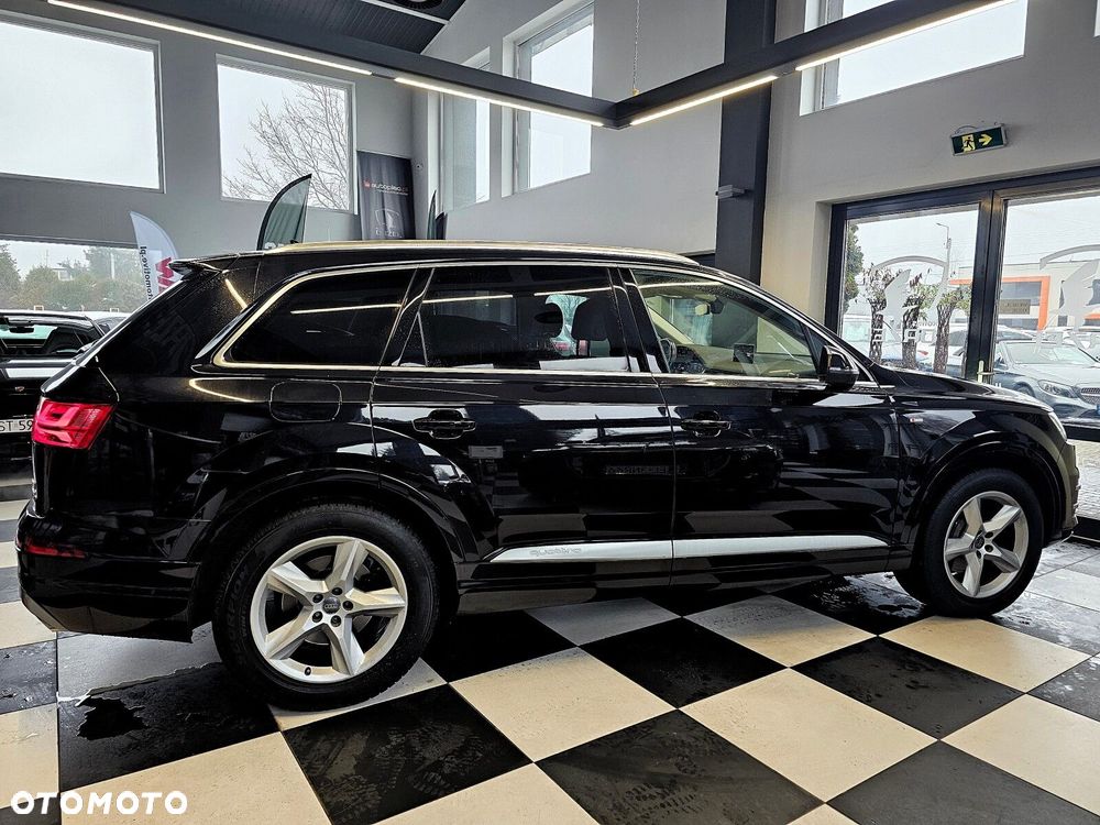 Audi Q7 - 7