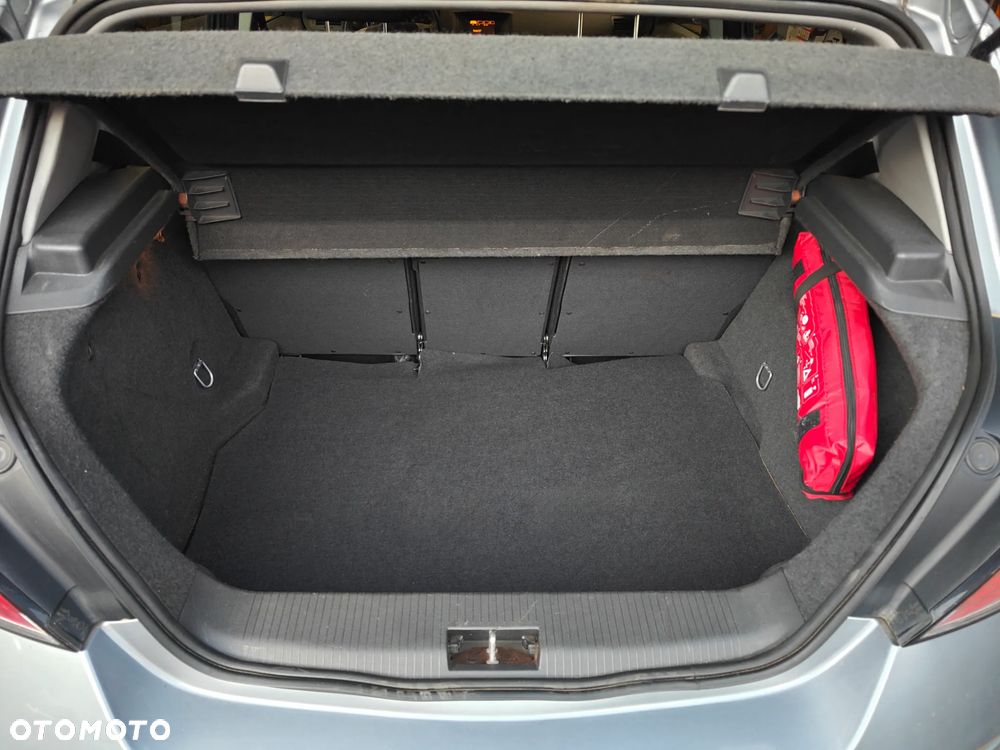 Opel Astra - 12