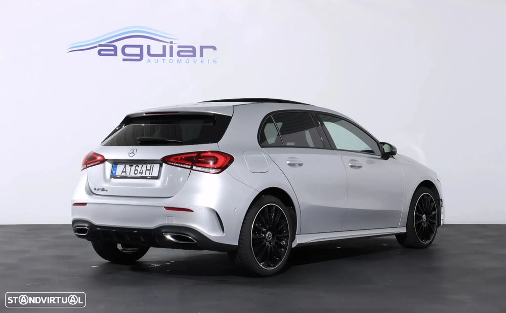 Mercedes-Benz A 250 e AMG Line - 4