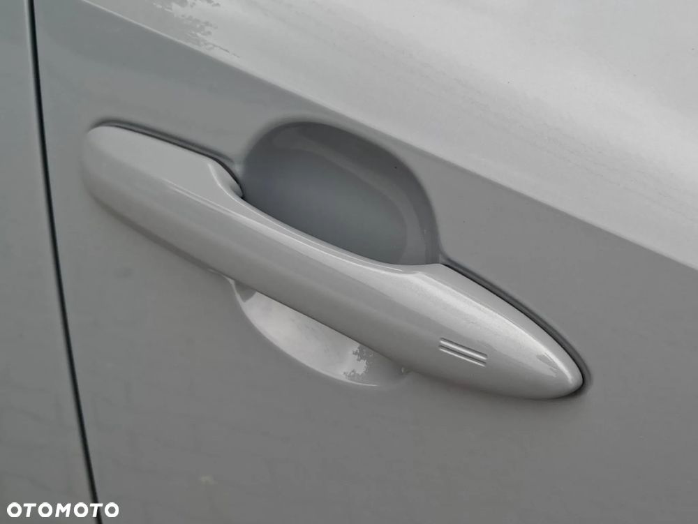 Toyota Corolla - 30