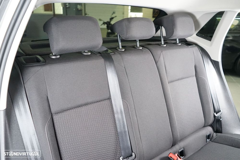 VW Polo 1.0 TSI R-Line - 40
