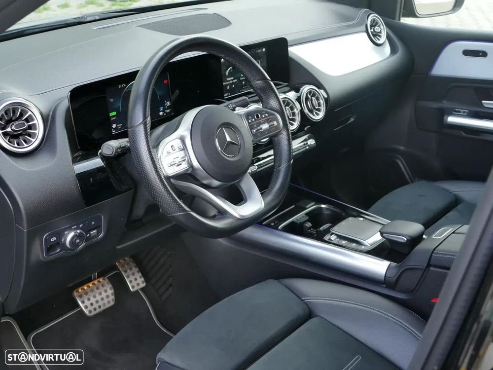 Mercedes-Benz B 250 e AMG Line - 25