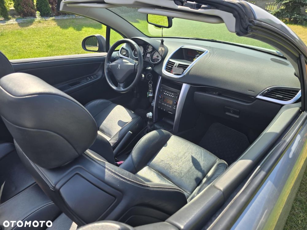Peugeot 207 CC 1.6 Intense - 8