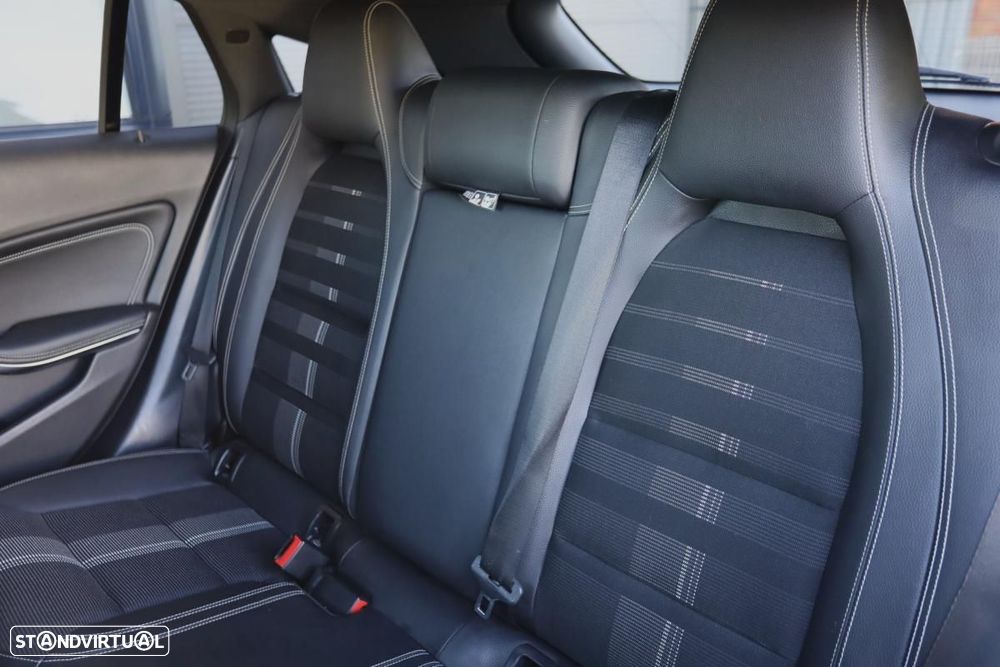 Mercedes-Benz CLA 180 d Shooting Brake Urban - 15