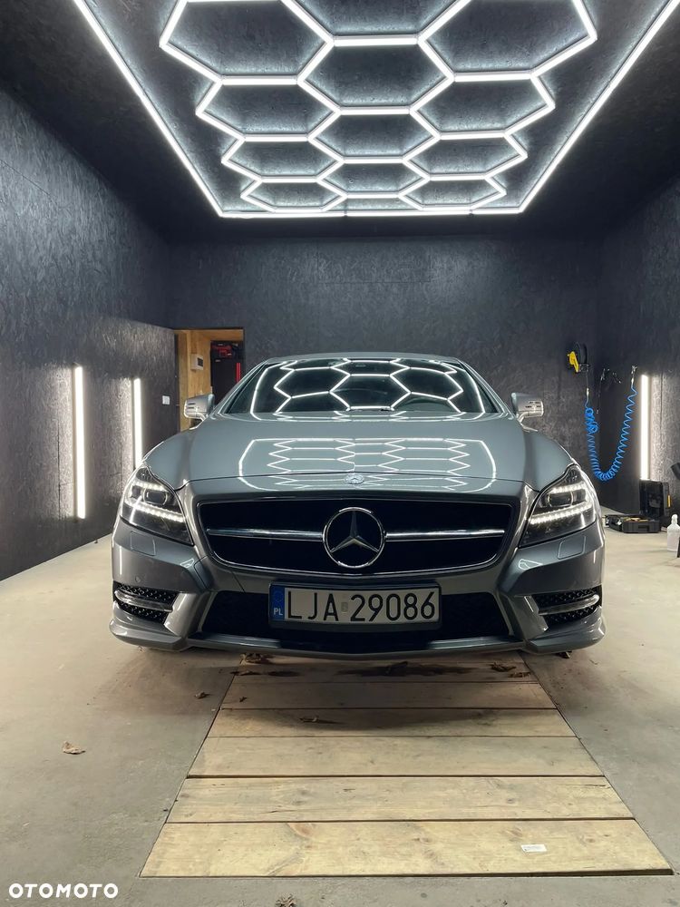 Mercedes-Benz CLS 350 CDI 4Matic 7G-TRONIC - 22
