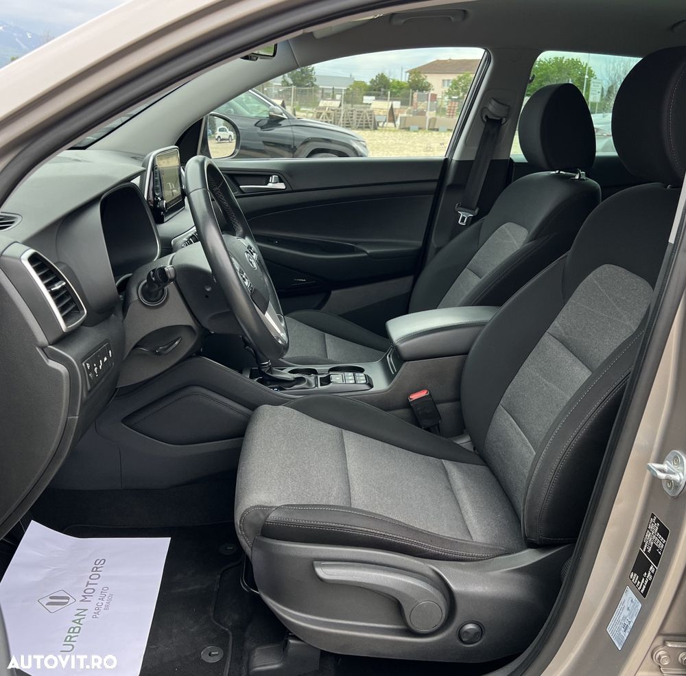 Hyundai Tucson blue 1.6 CRDi 2WD DCT Premium - 10