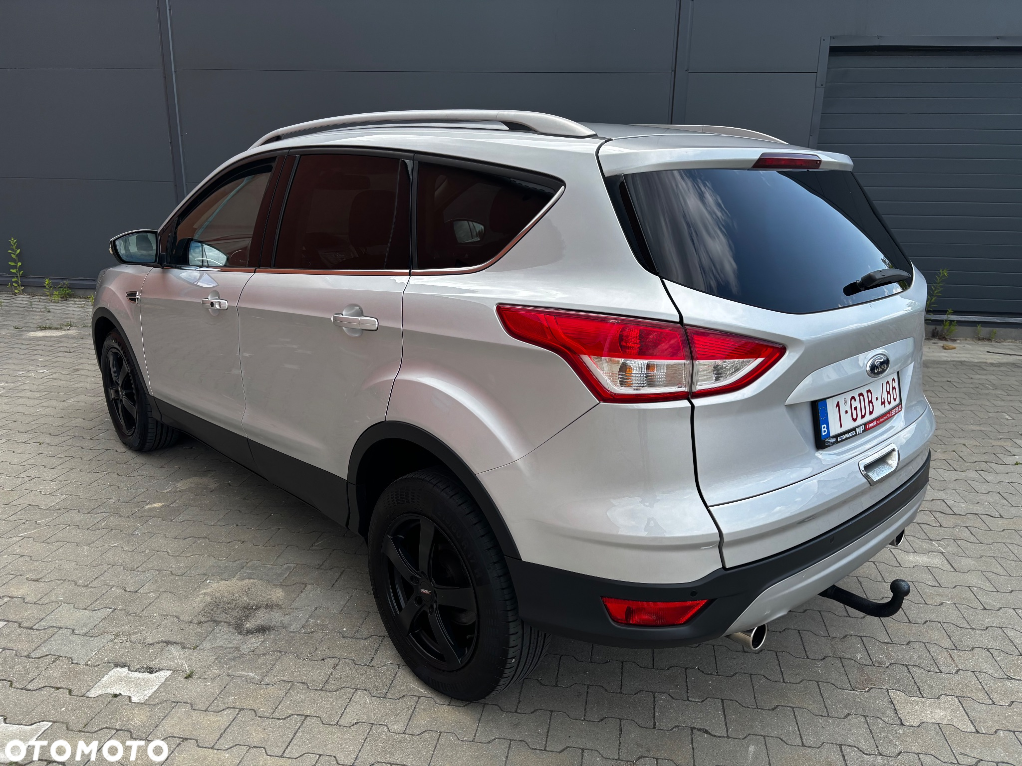 Ford Kuga 2.0 TDCi 2x4 Trend - 25