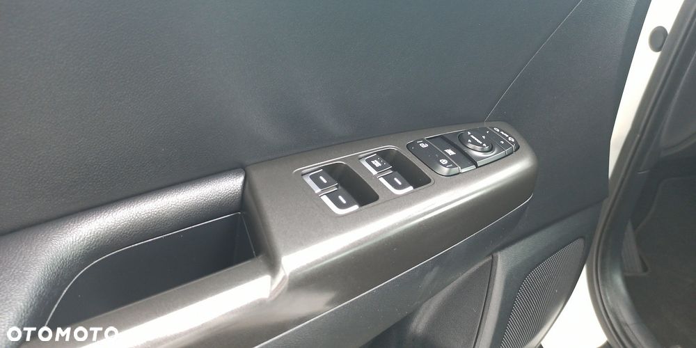 Kia Sportage 1.7 CRDI 2WD ISG Dream-Team Edition - 20