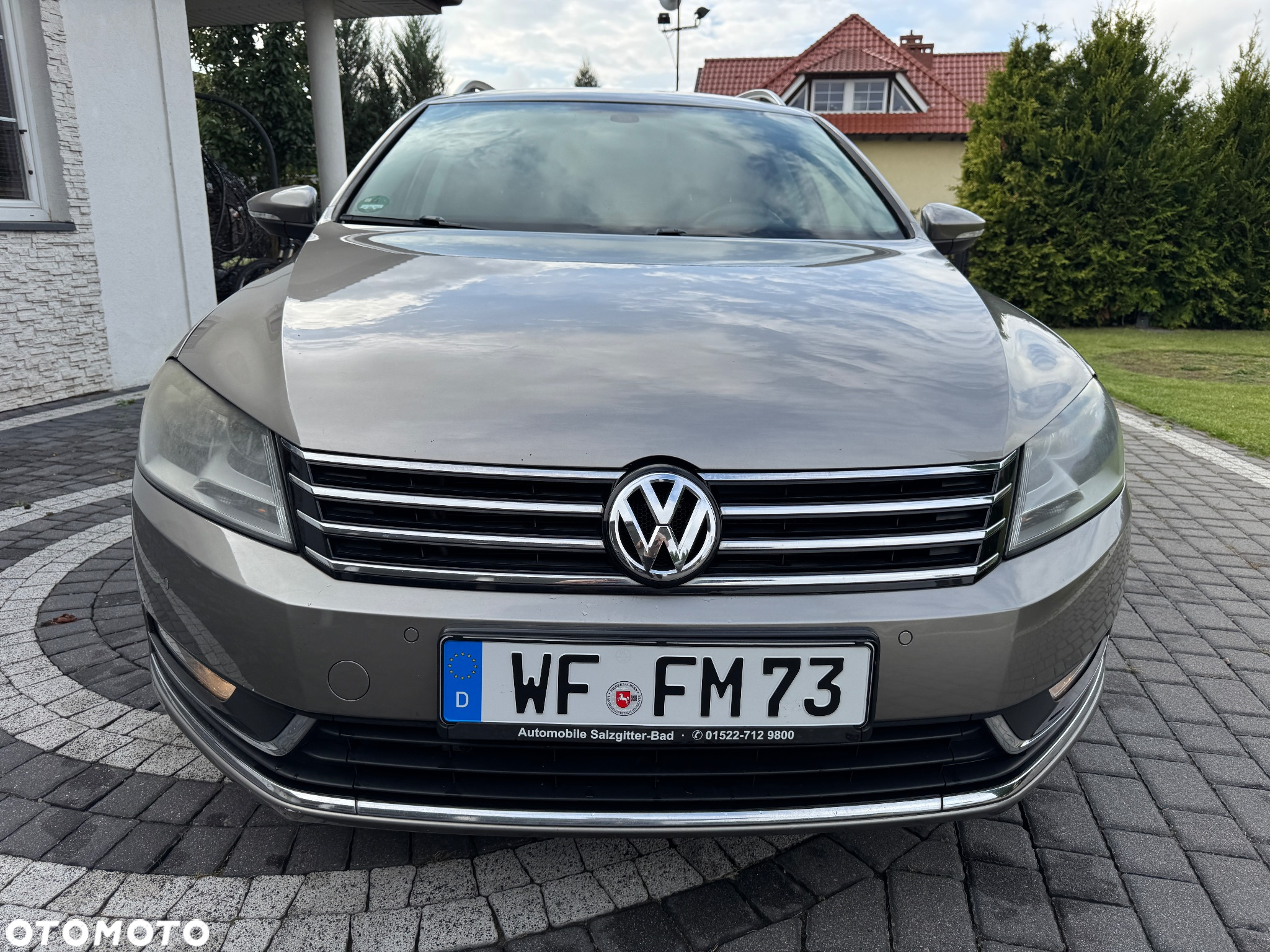 Volkswagen Passat Variant 1.8 TSI Exclusive - 2