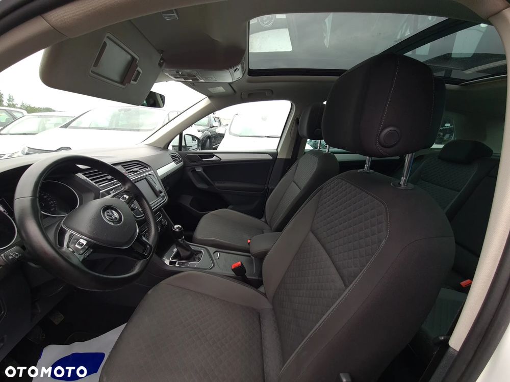 Volkswagen Tiguan 2.0 TDI SCR (BlueMotion Technology) Comfortline - 19