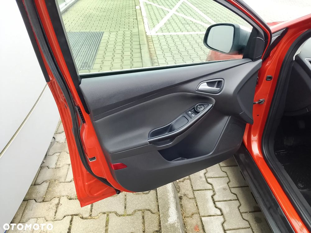 Ford Focus 1.6 TDCi Trend - 17