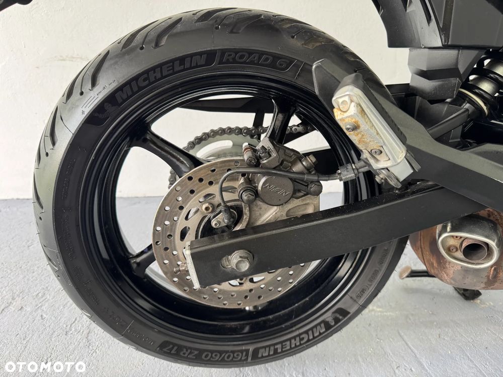Yamaha XJ - 26