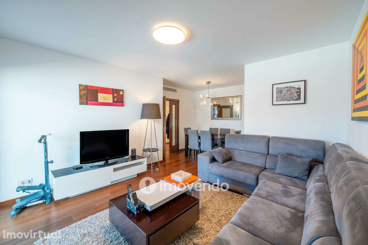 Apartamento T1 moderno e exclusivo, com estacionamento, nos Olivais - Grande imagem: 5/40
