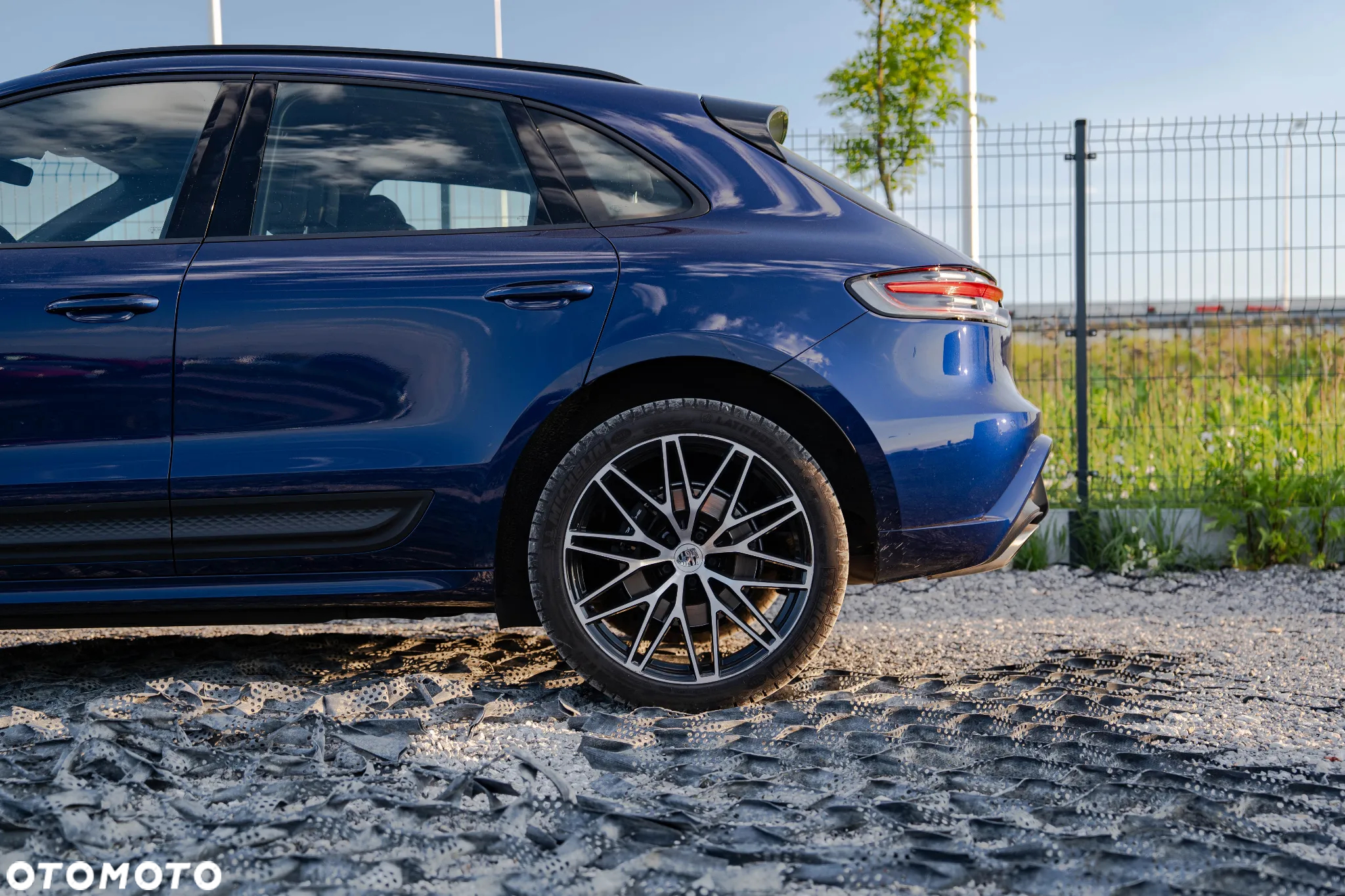 Porsche Macan Standard - 12
