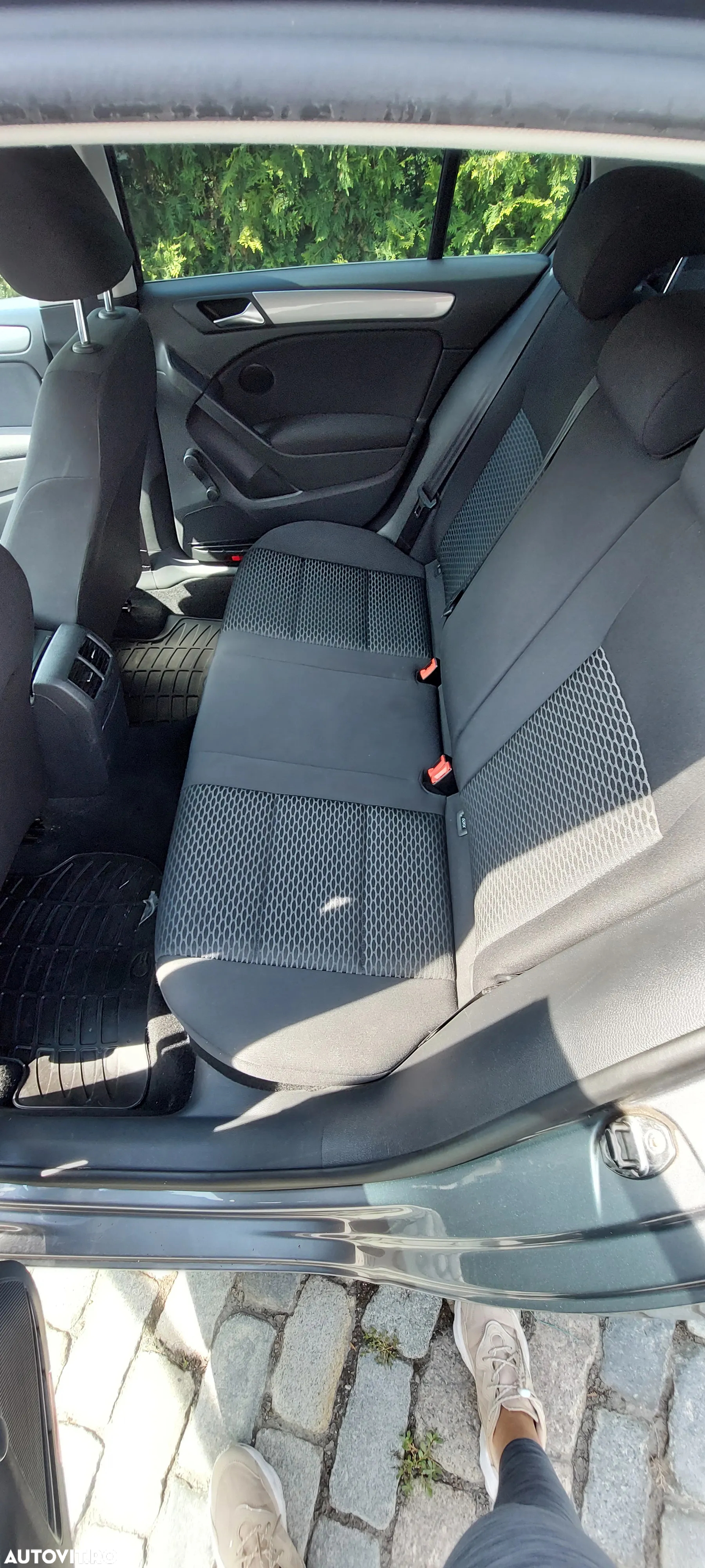 Volkswagen Golf 1.6 TDI BlueMotion Technology DSG Allstar - 3