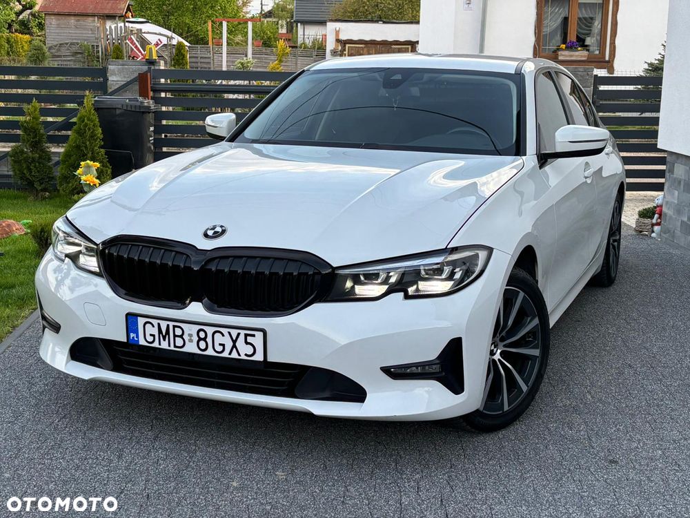 BMW Seria 3 318i - 4