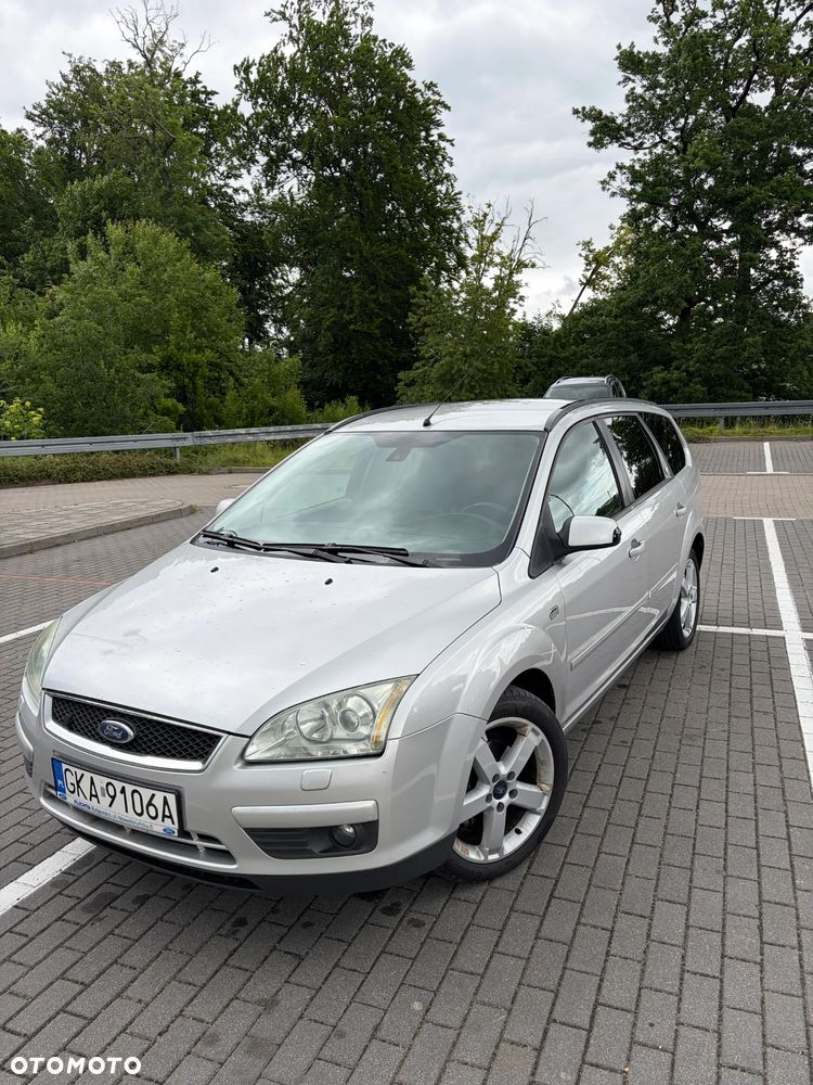 Ford Focus 1.8 Ghia - 4